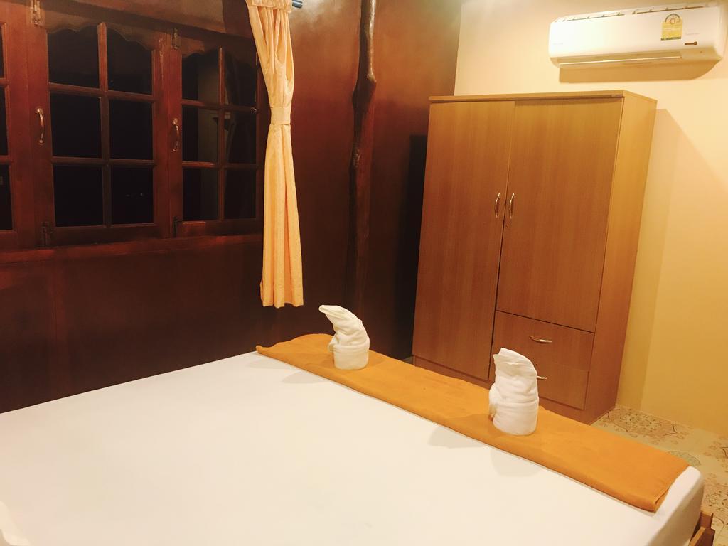 Sunyo Garden Guesthouse Baan Tai Eksteriør bilde